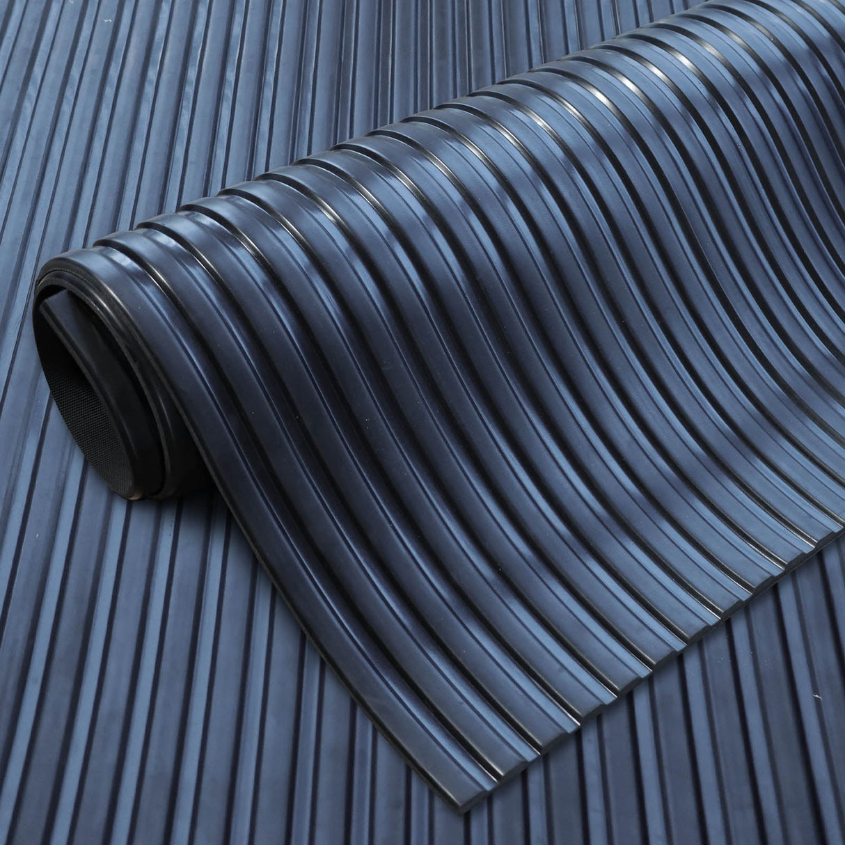 SBR Gummimatte TRAK MAXI - Leistenmatte - 6 mm Stärke Länge: 125cm x Breite: 120cm [ID:1786285321713]