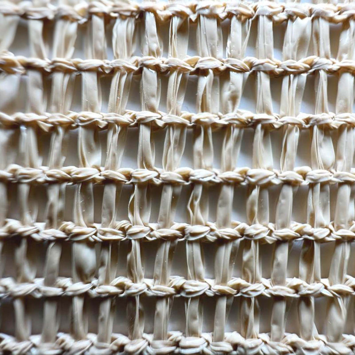 Schattiergewebe SOLIS Nahaufnahme Mattenlager | Beige